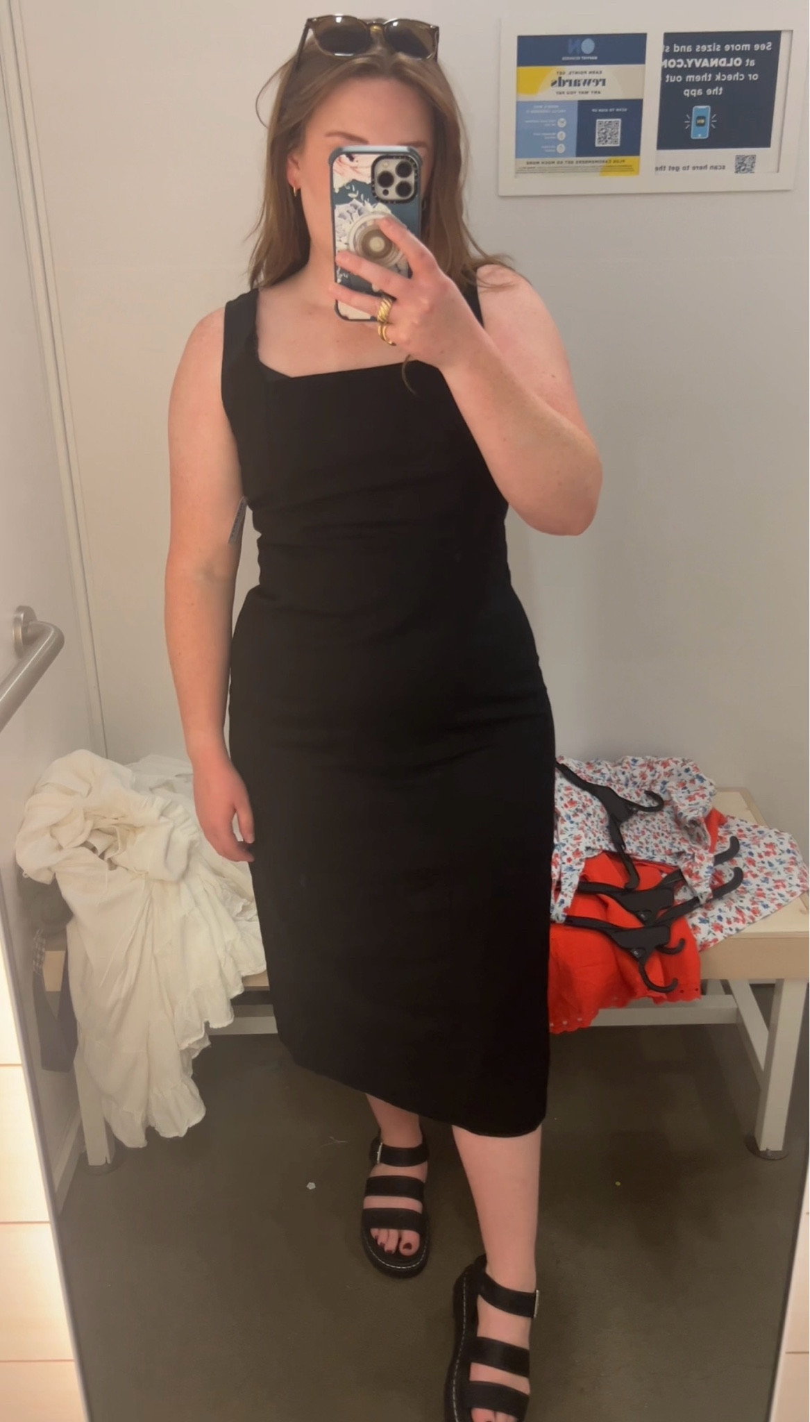 Super flattering linen midi dress! I’m in a large here! 

#LTKSeasonal #LTKstyletip #LTKmidsize