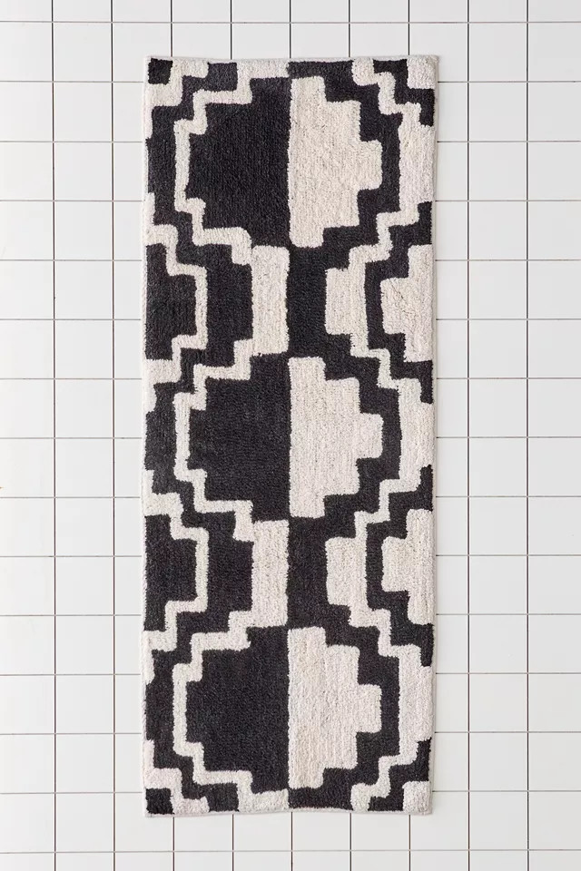 Esme Runner Bath Mat | Urban Outfitters (US and RoW)