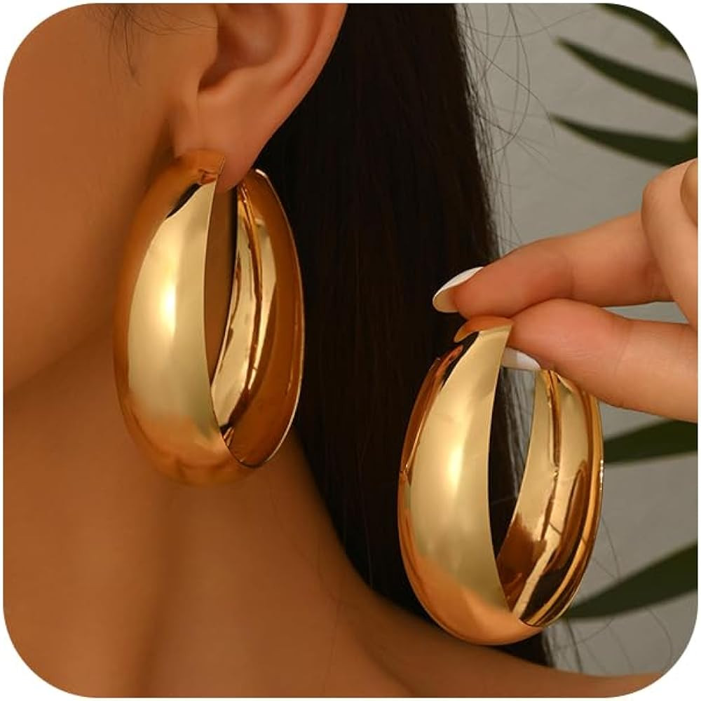 Chunky Large Gold Round Hoop Earring for Women, Thick Polished Silver Circle Dangling Huggie Earr... | Amazon (US)