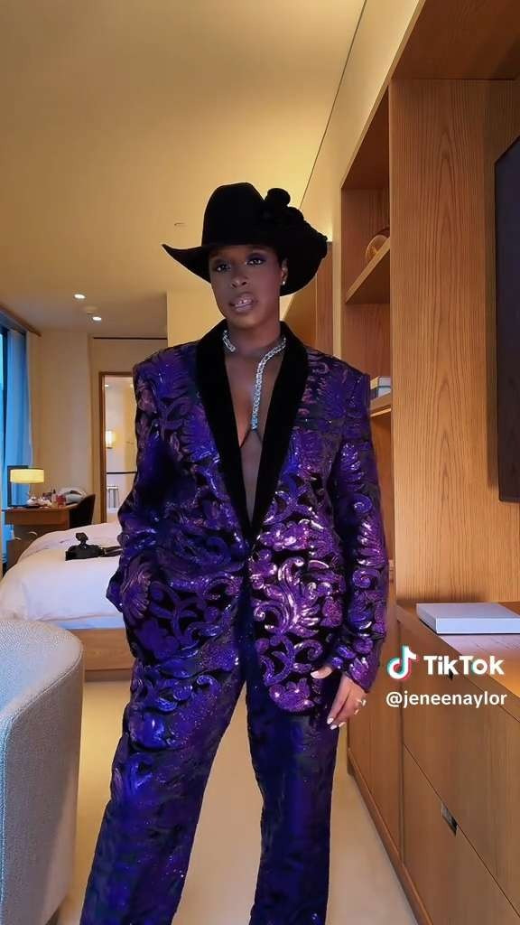 My Met Gala look (inspired by THE Prince) + a roundup of classic cowboy hats! 

 

#LTKU #LTKParties #LTKStyleTip