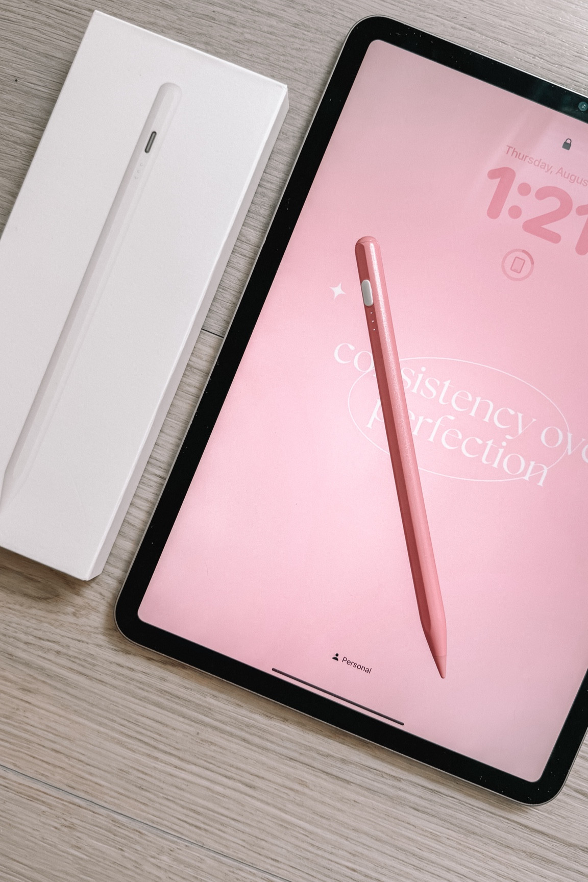 iPad pencil, iPad accessories, pink tech finds, iPad must have, iPad gear 