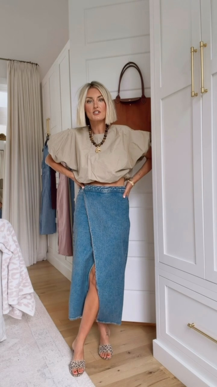 Trying to decide what I should wear to a concert! This is my first option! I’m obsessed with this denim midi skirt - can’t believe it’s from Loft! Wearing 1 in the top & 00 in the skirt!

Loverly Grey, concert outfit inspo, country concert, denim skirt, pre fall outfit

#LTKSeasonal