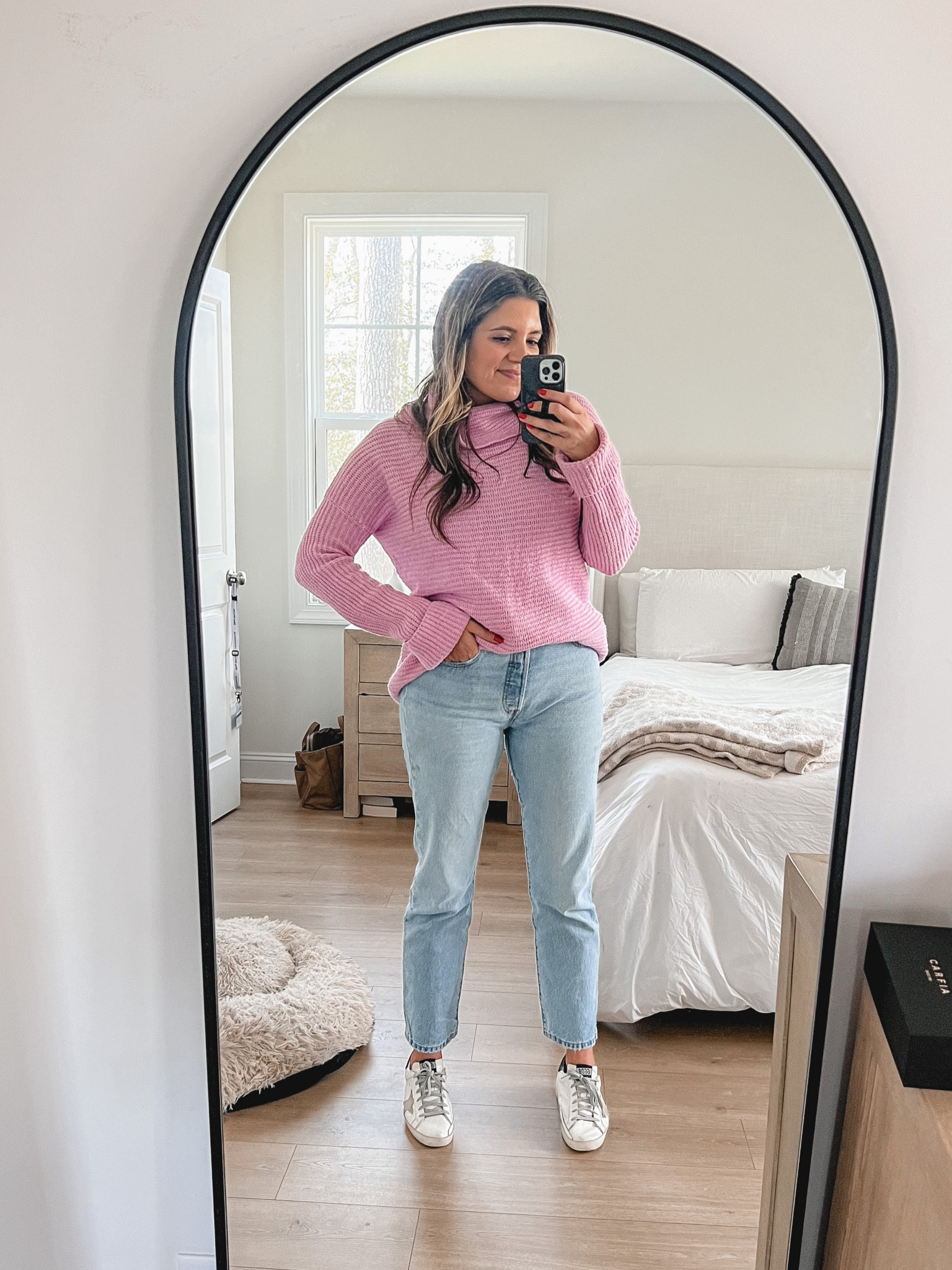 Spring transition outfit. Pink sweater outfit. Levi’s jeans (size up 1-2). Golden goose superstar. 

#LTKstyletip #LTKunder100