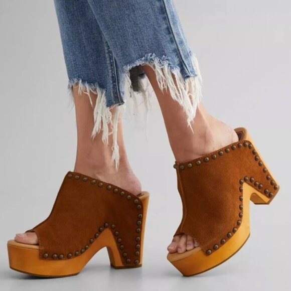 Dingo Peace N' Love Whiskey Seude Platform Heel Studded Clogs Size 9.5 | Poshmark