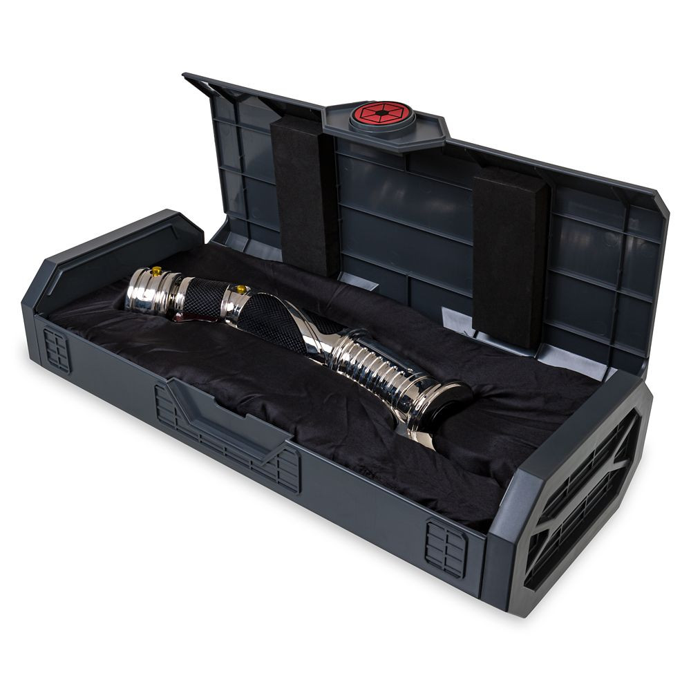 Tyranus LIGHTSABER Hilt – Star Wars: Galaxy's Edge | Disney Store