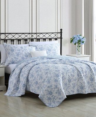 Laura Ashley Walled Garden Reversible 3 Piece Quilt Set, Full/Queen - Macy's | Macy's