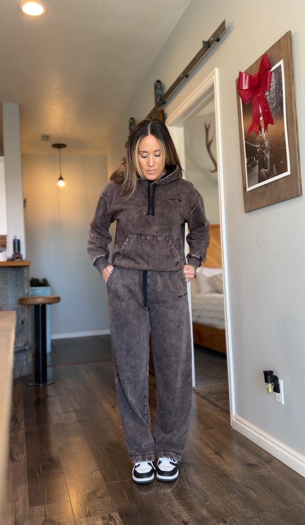 Listen. If you order this set, do yourself a favor and order it in every color. I’m not joking. It’s that good. Wearing a medium
in top, small in bottom. 

#LTKdayinmylife #LTKGiftGuide #LTKCyberWeek