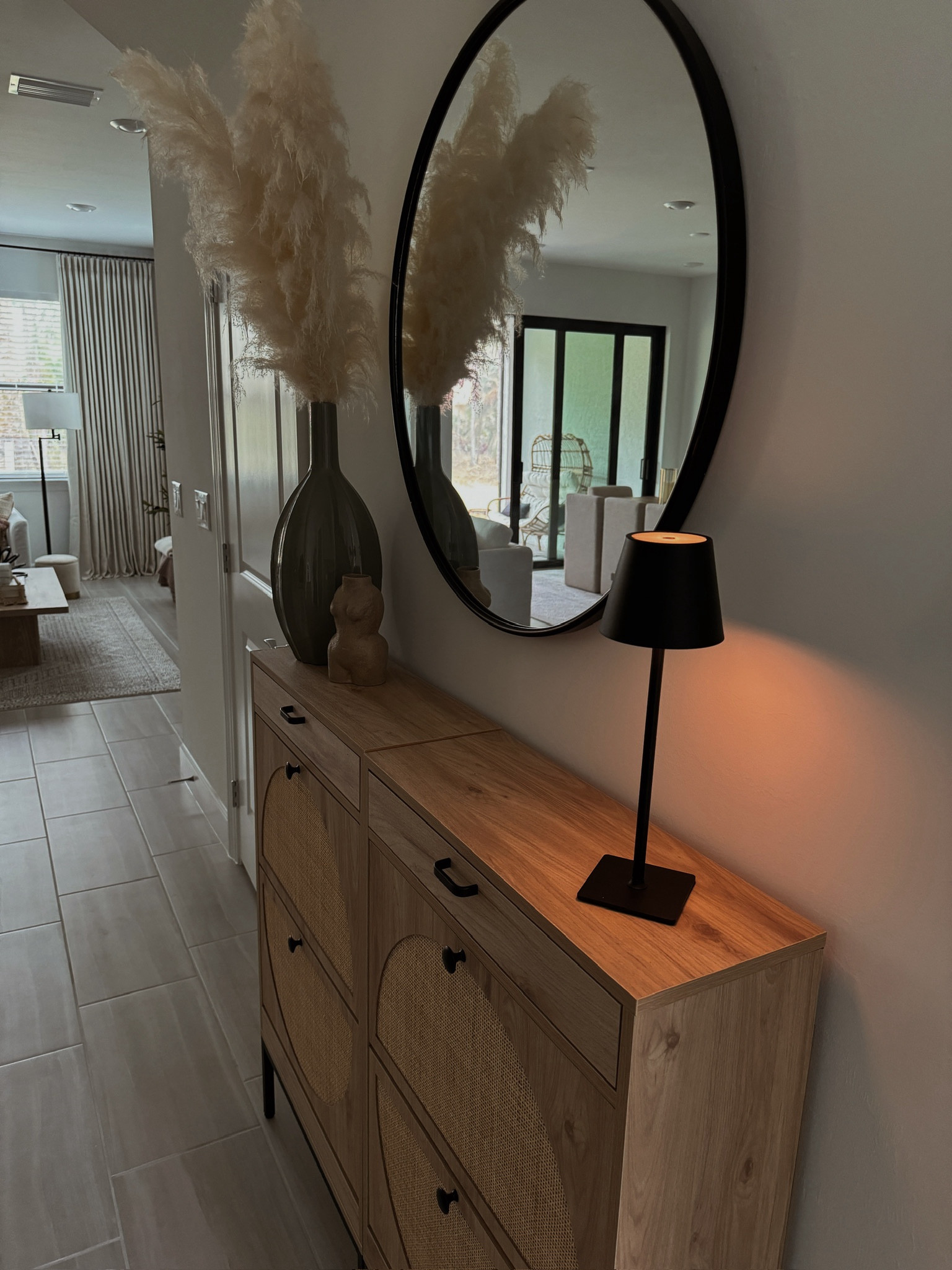 My Naples home entryway 🏡 

Amazon find, Amazon furniture, Amazon decor, modern decor 

#LTKFindsUnder100 #LTKHome #LTKFindsUnder50