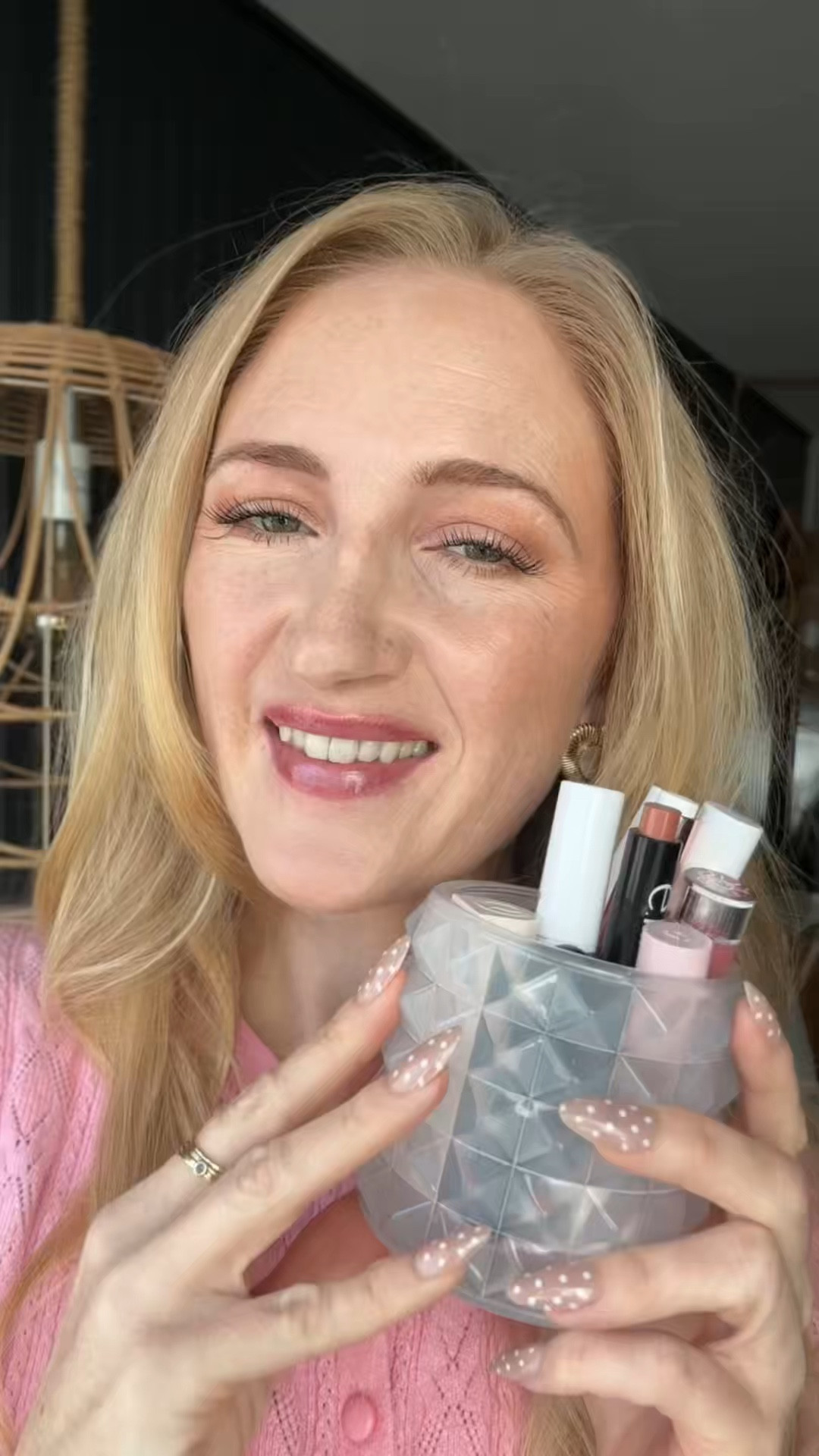 when cleaning = therapy until you realize just how expired half your collection is 😬 2026 makeup worth keeping! Neutral lip colors, viral lip stains, and my favorite lip products of 2026.

who else needs a serious makeup refresh 🙋‍♀️can you beat me on how expired some of your stuff is?! 

Makeup Declutter 2026, Vanity Organization, New Year Reset, Expired Makeup, Makeup Collection Tour, Beauty Room Organization, Clean Girl Aesthetic, makeup declutter, organization inspo, new year reset, vanity organization, makeup collection, clean with me, decluttering, beauty hacks, 2026 goals, makeup storage

#LTKselfcare #LTKmorningroutine #LTKBeauty