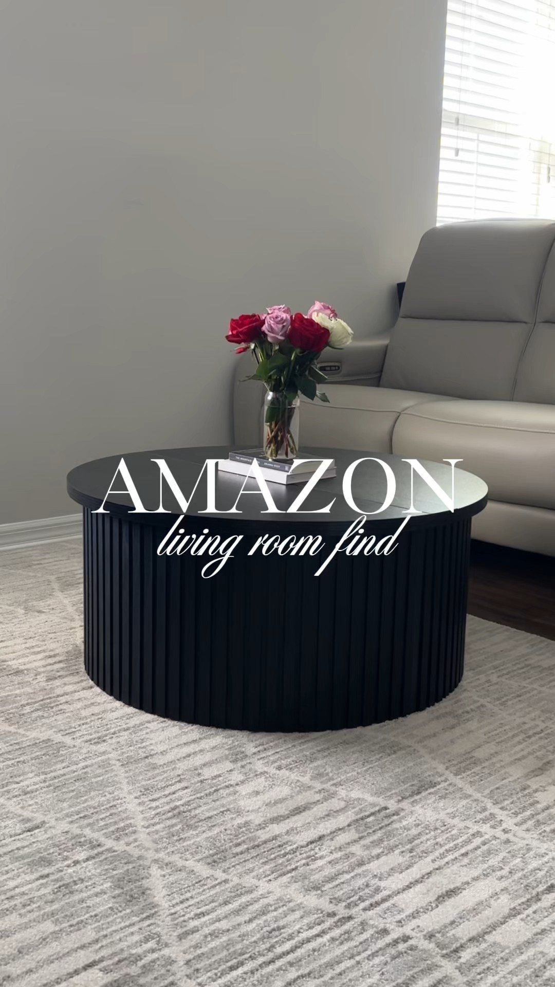 I am obsessed with this gorgeous budget friendly coffee table! It’s so chic and will elevate any living room! 

#LTKHome #LTKSeasonal #LTKGiftGuide