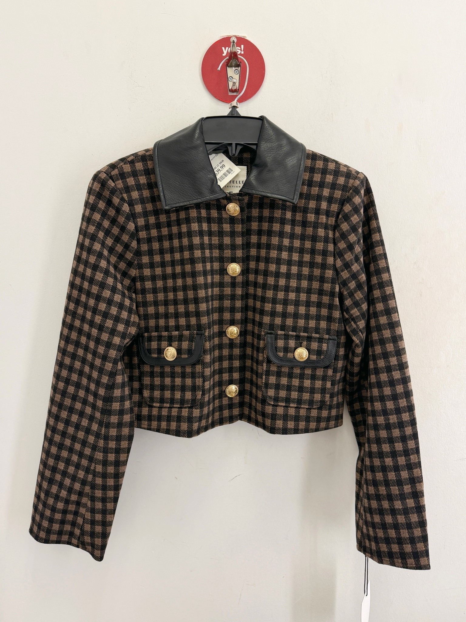 Cute fall fashion find from TJ Maxx & Marshalls! 🍂🤎 This cropped barn coat has the perfect autumn look with its brown and black check pattern, faux leather trim, and gold-tone hardware. ✨ Such a cute layer to throw on with jeans and boots all season long! I’ve linked it along with more fall jacket finds in my LTK. 🖤 @TJ Maxx @Marshalls #jacket #fallstyle #fallfashion

#LTKPetite #LTKSeasonal #LTKootd