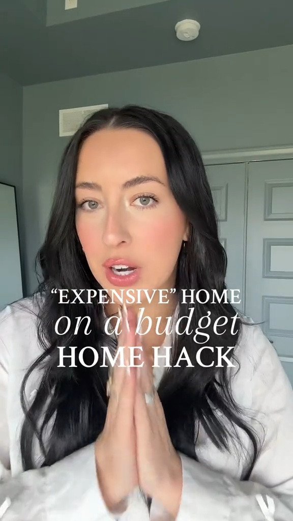 Expensive Home On A Budget: Kitchen Pendant Light Edition 💡



#LTKHome #LTKFindsUnder50 #LTKFindsUnder100