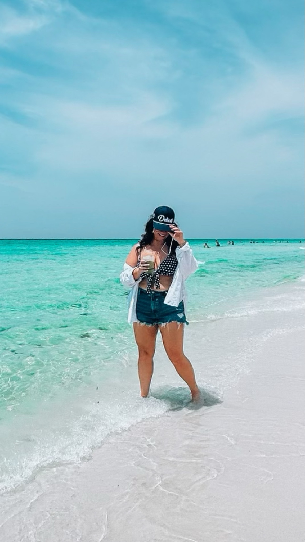 Midsize beach outfit - size 14 Bikini xl in the top and bottoms (code: 20TARYN) Trucker hat Sunglasses and Sunglass chain Spf 50 and bronze body glow

#LTKcurves #LTKstyletip #LTKtravel