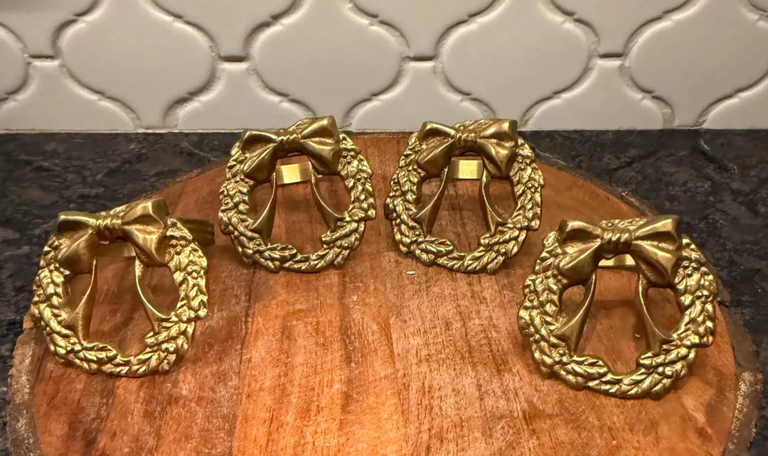 Vintage Set of 4 Brass Christmas Holiday Wreath Napkin Rings - Etsy | Etsy (US)