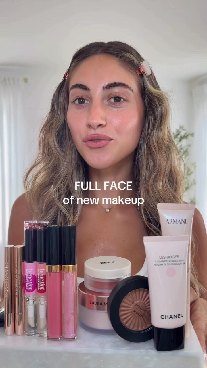 FULL FACE of new makeup🌟 what do we think?? 

- 
PRODUCTS 
@benefitcosmetics  benetint pocket pals ‘dark cherry’ 
@armanibeauty skin tint 
@taniellejai cream bronzer maui 
@refybeauty water blush ‘apercot’ 
@bareMinerals blonzer ‘kiss of spice’ 
@Laura Mercier ultra blurring loose setting powder 
@kikomilanousa ilano USA water shadow 09 & lip liner  510
@chanel.beauty lip gloss 430 icing 
@anastasiabeverlyhills l kiss theory fizzy 
—
#makeup #makeuptok #makeuptutorial #fullface #newmakeup