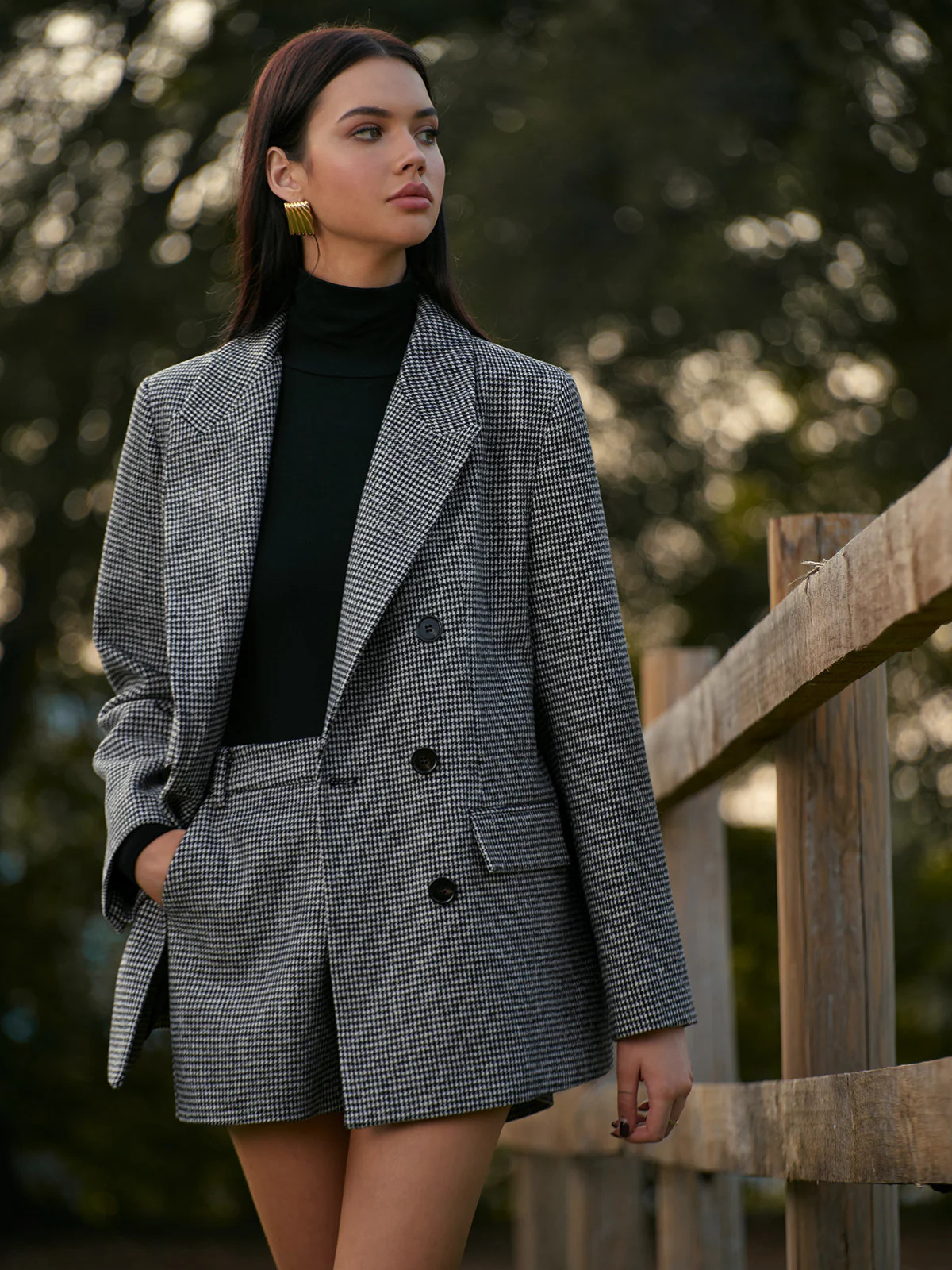 Houndstooth Button Tweed Blazer | Commense