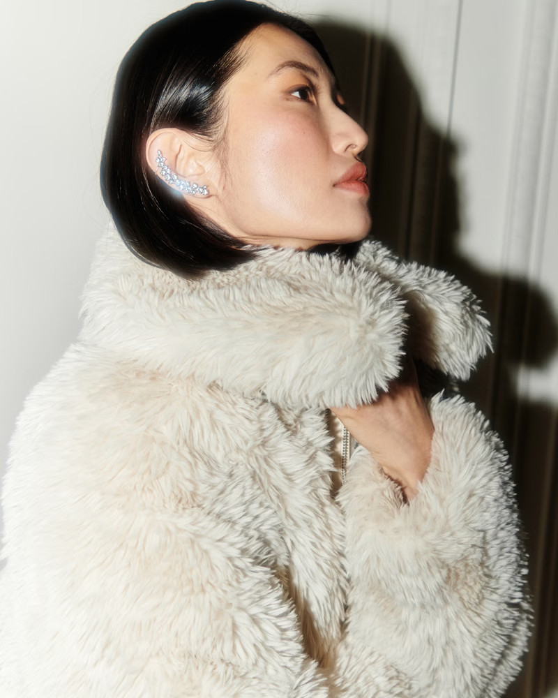 Women's Drama Collar Faux Fur Coat | Women's Coats & Jackets | Abercrombie.com | Abercrombie & Fitch (US)