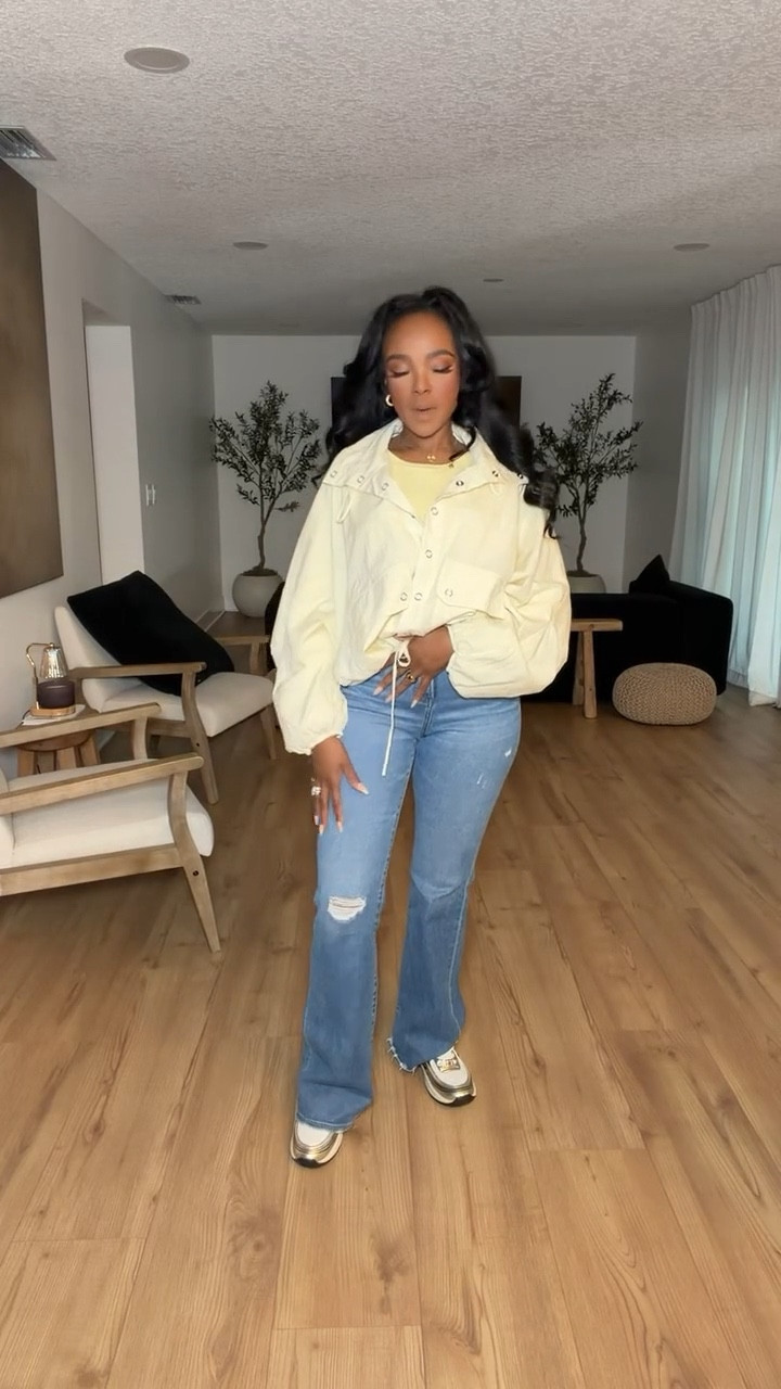 Scroll to shop this casual everyday look 💛

This lightweight jacket layered over denim gives that effortless off-duty vibe—perfect for running errands, coffee runs, or an easy weekend outfit.

📏 Measurements: 5’4”, 140 lbs, 34D bust, 27” waist, 40” hips

Follow me on Instagram and YouTube @kirasfashionfinds