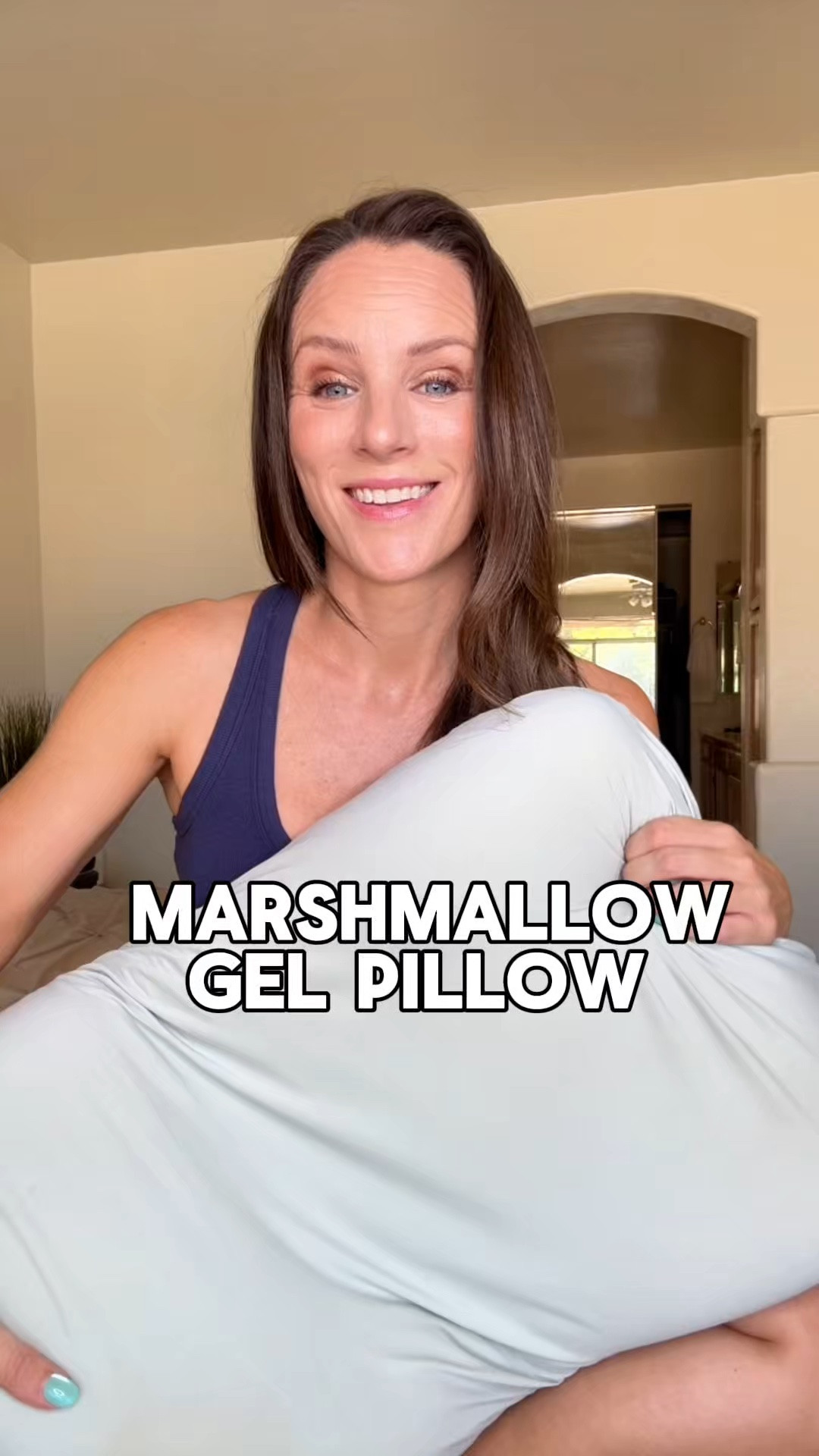 As someone who doesn't always sleep through the night, I'm always looking for ways to sleep more comfortably. The Cushion Lab Deep Sleep Pillow has been such an upgrade with its supportive, squishy feel that keeps my neck happy all night long.

#cushionlab #deepsleeppillow #memoryfoampillow
