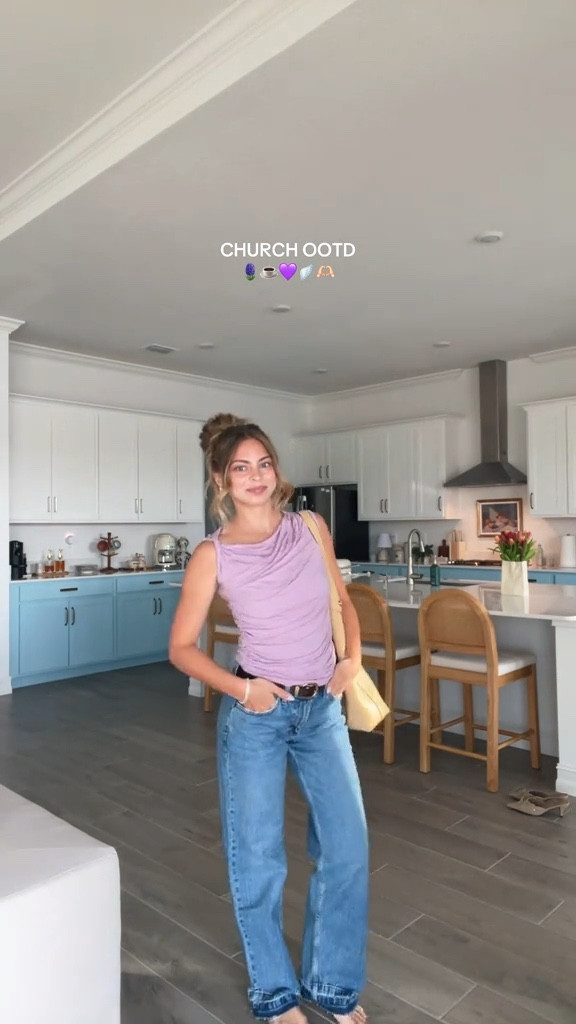 HAPPY SUNDAY 💜💜💜💜 fit is all Abercrombie! 

#LTKWatchNow #LTKSeasonal #LTKStyleTip