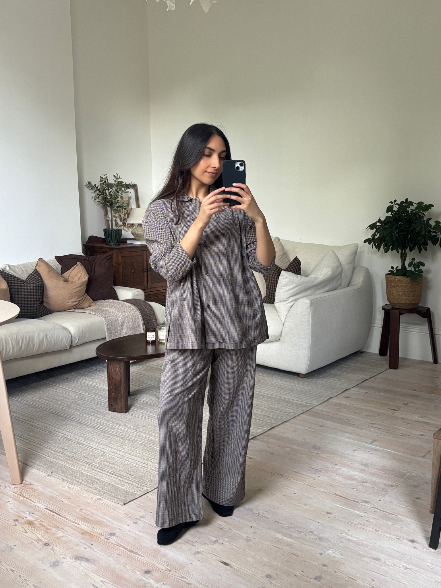 mango gingham pyjamas brown dark brown chocolate brown pyjama trouser set shirt and trouser set autumn winter cosy season pyjama gift 

#LTKeurope #LTKfindsunder50 #LTKSeasonal