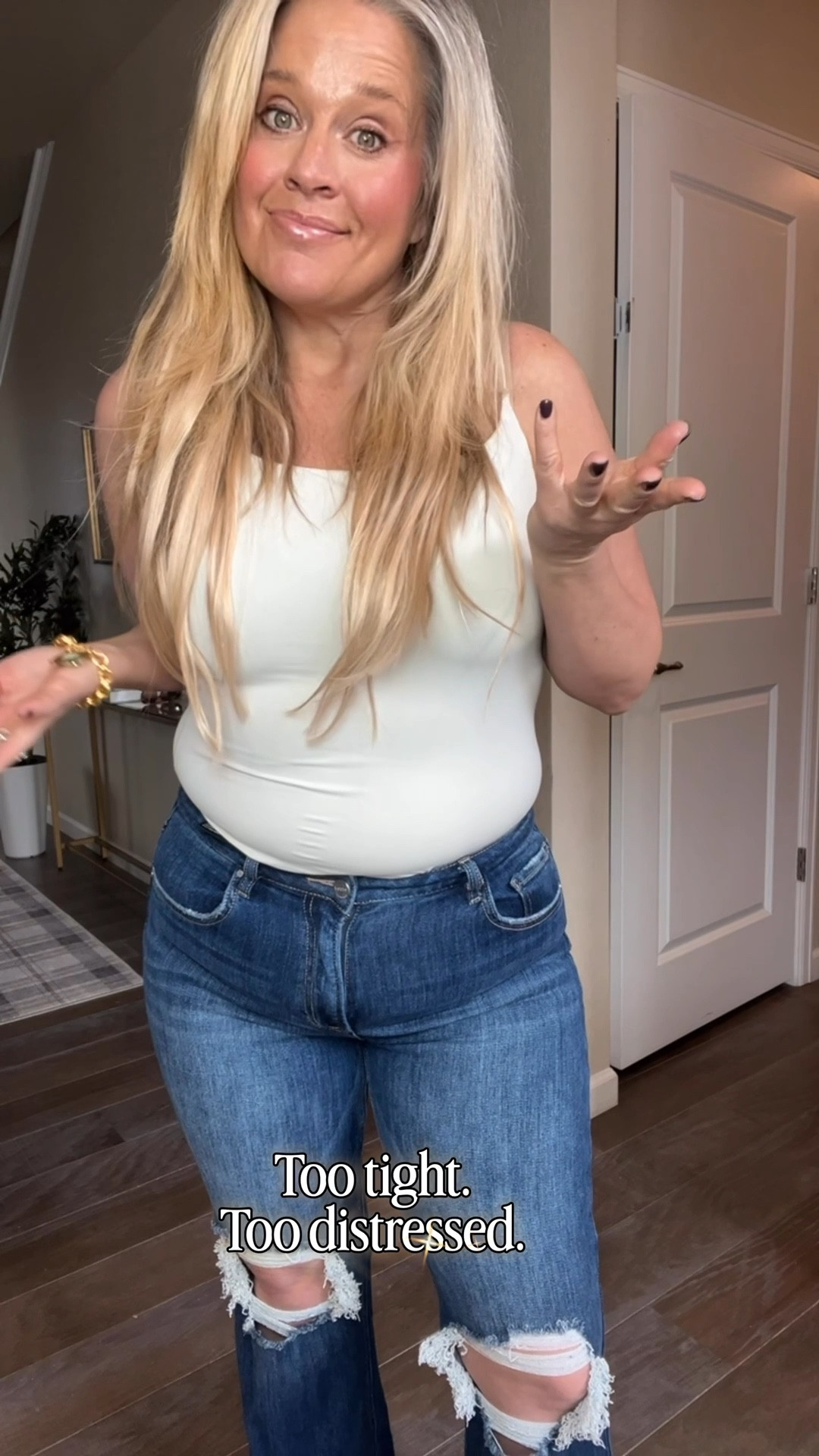  ✨Tap the bell, save and ❤️ for over 40 fashion, midlife style, midsize fashion and luxury looks for less. 

Outfit mistakes aging us fast?
It’s not your age. It’s the wrong jean cut.

If you’re over 40, over 50, or in midlife and suddenly jeans feel tight at the mid-size belly or hormonal belly area… it’s not you.

Hormones shift. Weight redistributes. Bodies change.

The fix isn’t shrinking yourself.
It’s choosing better structure.

A mid-rise straight leg jean skims instead of squeezes.
It balances proportions.
It supports a midlife body instead of fighting it.

Then add a lighter wash, soft cashmere, and a scarf and suddenly you look polished, not frumpy.

This is over 40 fashion.
This is over 50 style.
This is midlife style that works with your body.

Comment JEANS and I’ll send the details.

Helping you look good, feel good — Lindsey Denver 🤍

#over40fashion #over50style #midlifestyle #midsizefashion #hormonalbelly #bellyfriendlystyle #genxstyle 

Follow my LTK @Over40andmidlife on the @shop.LTK app to view this post and get my exclusive app-only content!

#liketkit #LTKOver40 #LTKMidsize #LTKootd
@shop.ltk
https://liketk.it/5TRqN