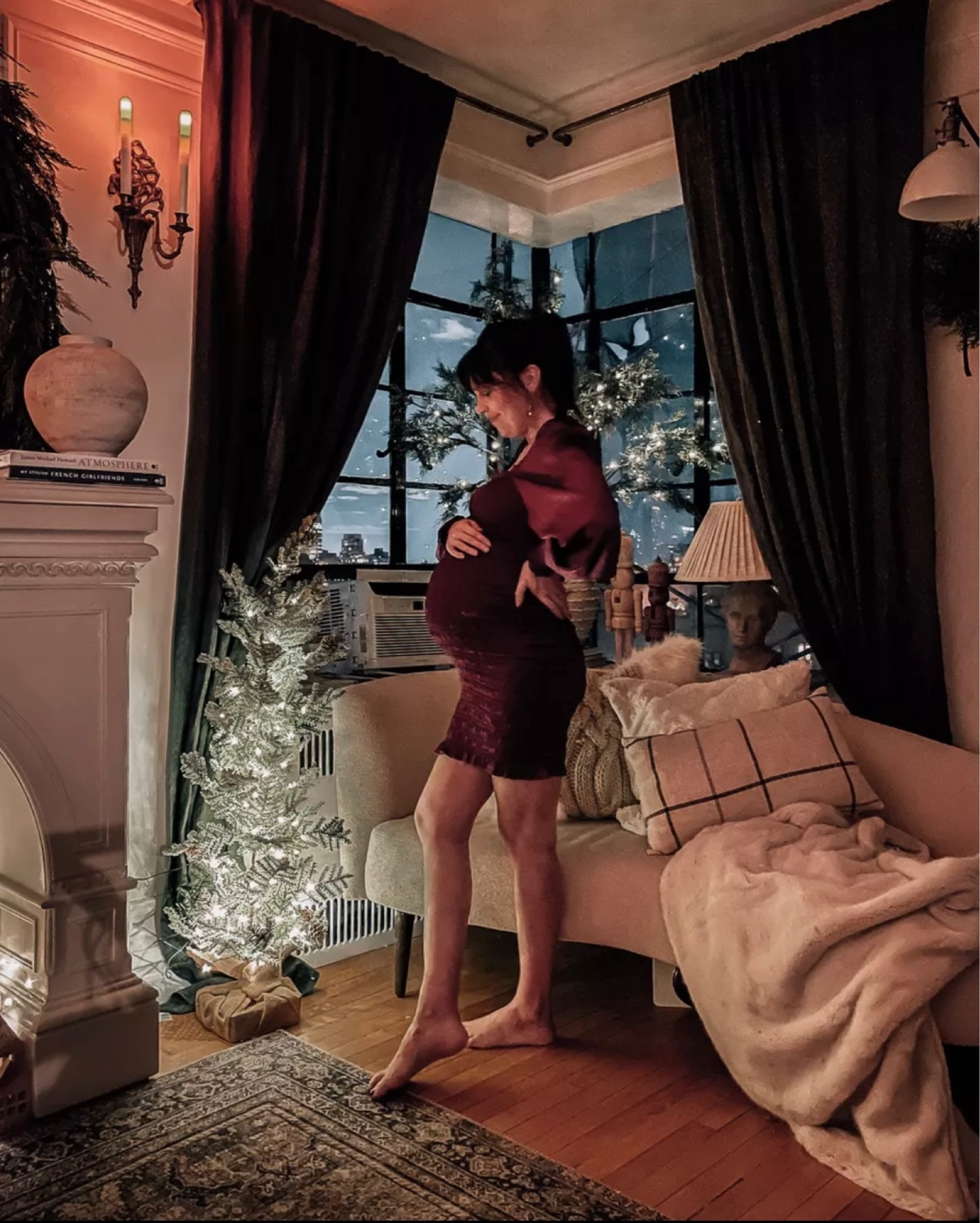 Holiday dress, bump friendly non maternity dress and Christmas decor

#LTKSeasonal #LTKbump #LTKHoliday