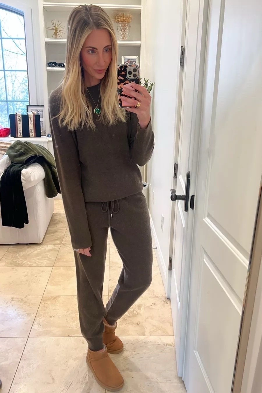 The coziest cashmere set! Comes in a bunch of colors and fully in stock. So good for lounging in this season. 

#LTKSeasonal #LTKgrwm