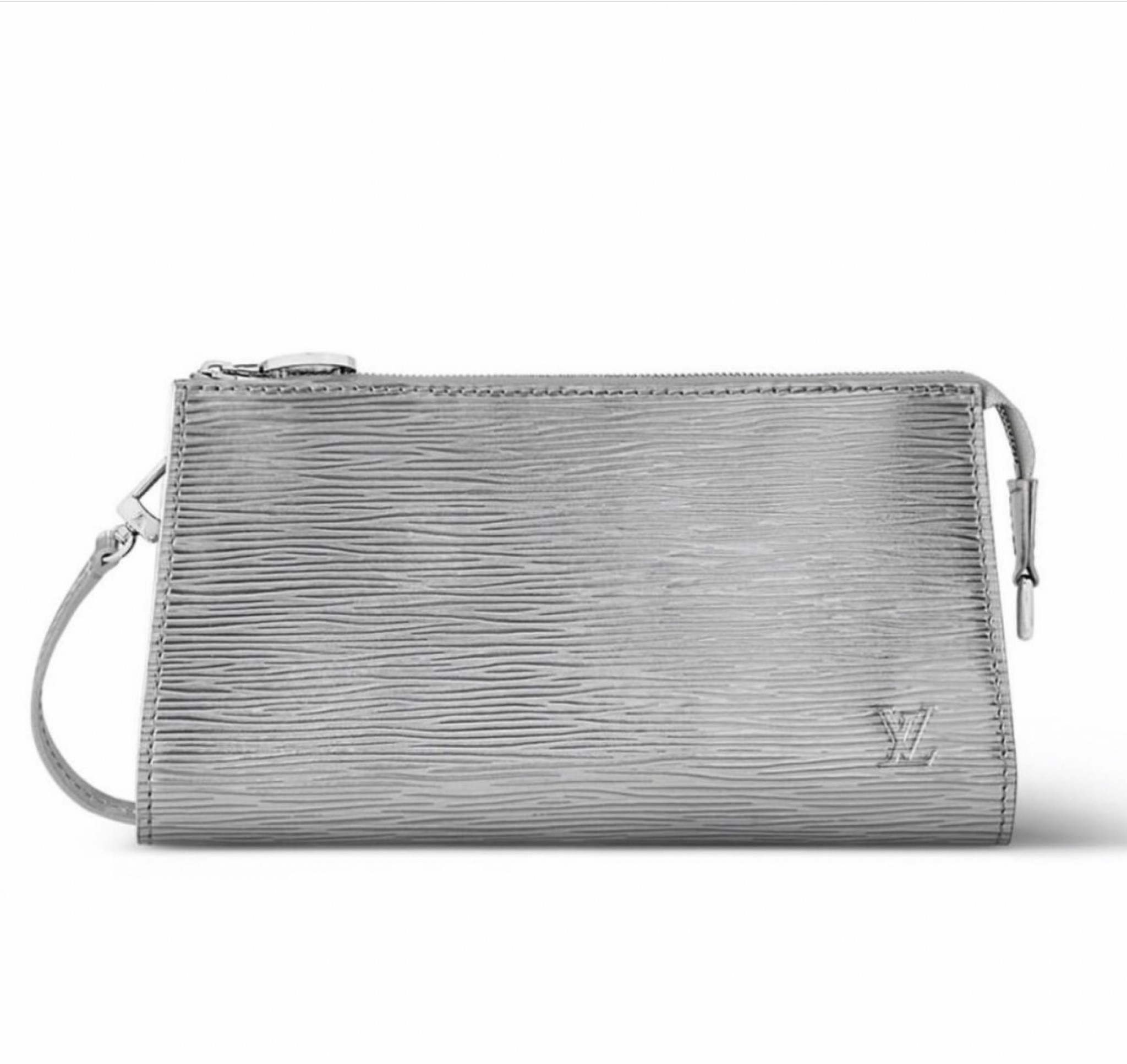 Louis Vuitton Epi Pochette Accessoiries Deal

#LTKsalealert
