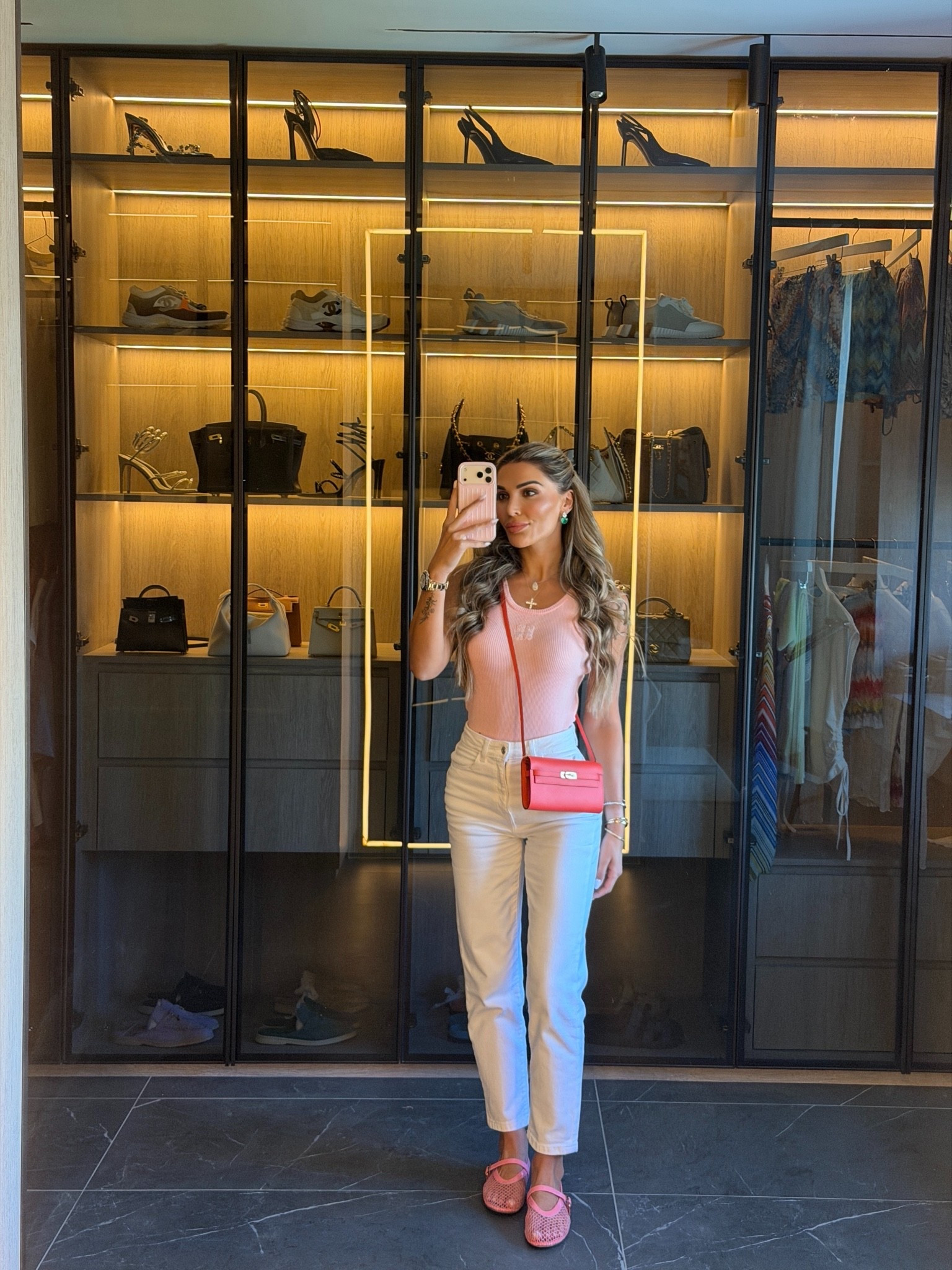 White jeans and a cute top

#LTKjeans #LTKeurope #LTKuk
