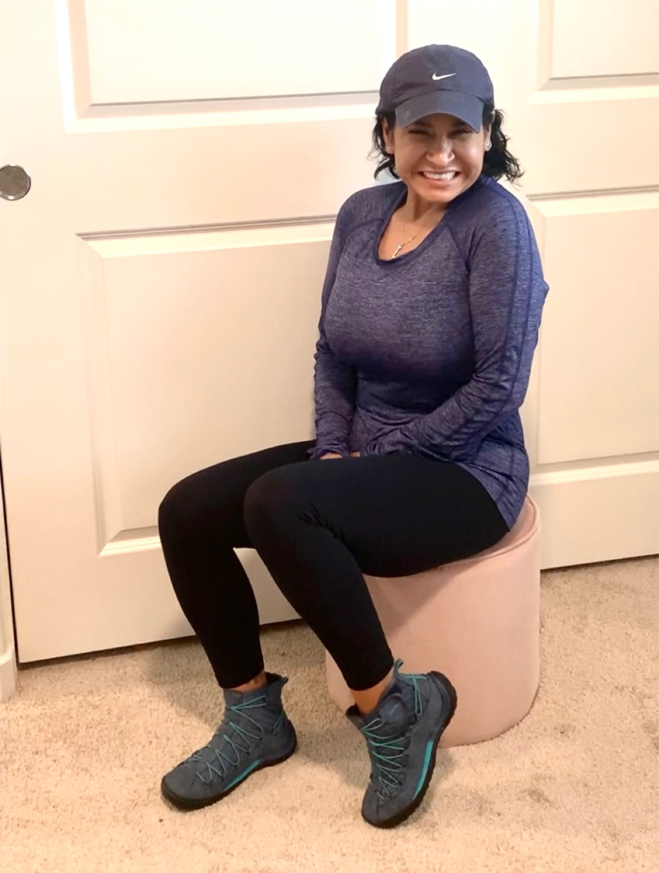 #walmart #sofiavergara #walmartfinds #jambuboots #hikingboots #bluetrailboots #blueankleboots #activewear #casual #momstyle #errands #affordablefashion #athleisure #nike #everydayoutfit 

#LTKshoecrush #LTKSale #LTKcurves