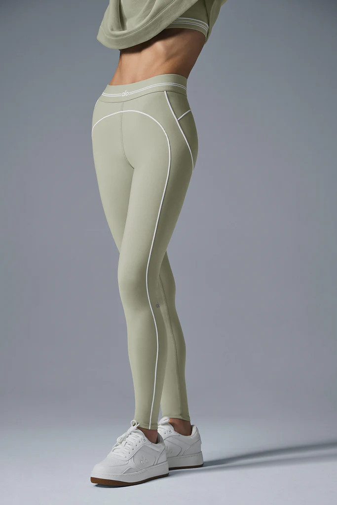 Airbrush High-Waist Heart Throb Legging | Alo Yoga (US)