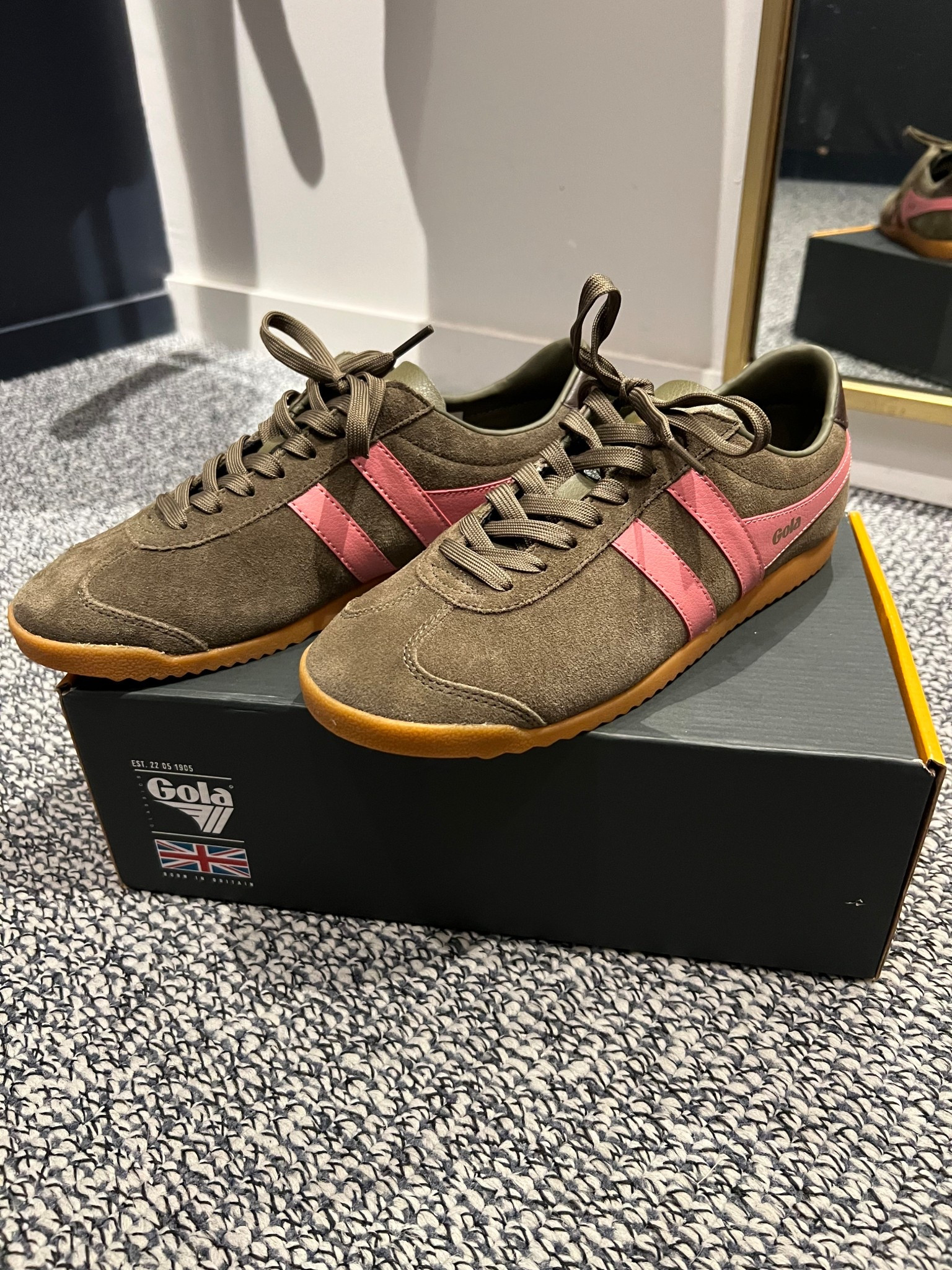 green sneakers, casual outfit 

#LTKOver40 #LTKSeasonal #LTKootd