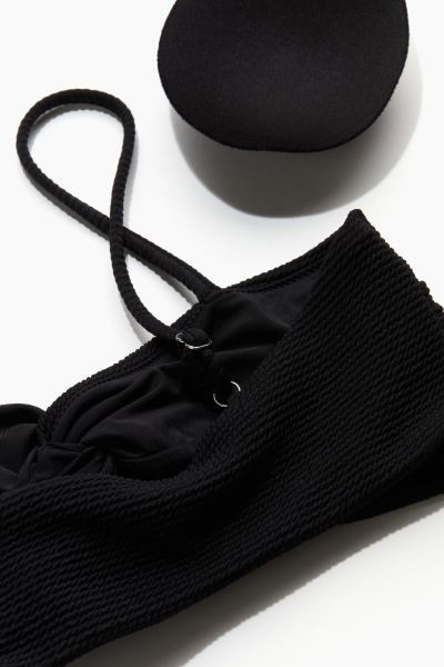Padded Twist-detail Bikini Top - Black - Ladies | H&M US | H&M (US + CA)
