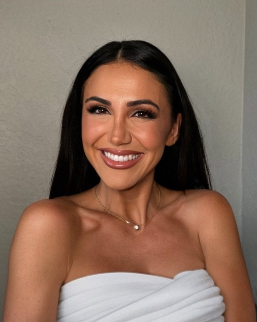 Glam on Kat Stickler 🤍 

#LTKBeauty #LTKFindsUnder50 #LTKFindsUnder100