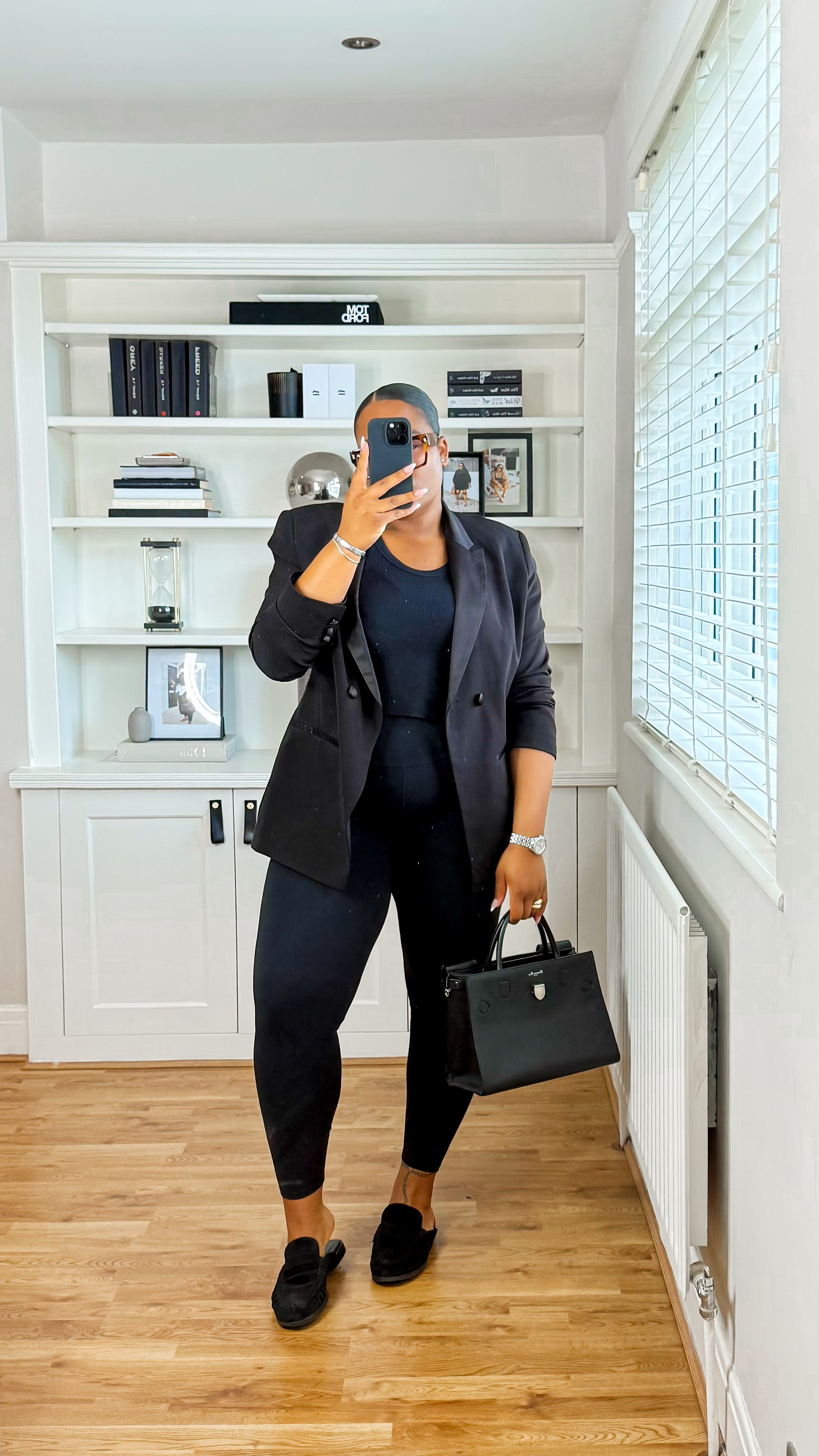 All black OOTD

Black leggings / black loafer / black outfit / work outfit / workwear 

#LTKuk #LTKworkwear #LTKplussize