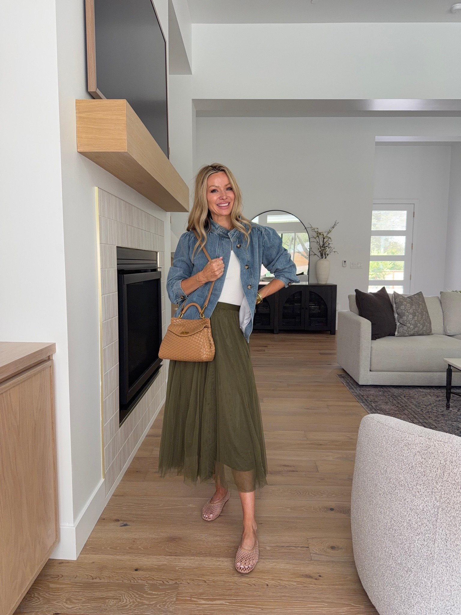 These Amazon fall outfits are SO good right now. 🤎 comment AMAZON and I’ll send you the details 

I love that each one feels a little different, but they all have that easy, wearable fall vibe I keep reaching for.

From the tulle skirt with the puff-sleeve denim jacket, to the striped blouse and wide-leg jeans, the oversized striped sweater with cream denim, and the blazer with faux-leather lace-trim shorts—there are so many good pieces here to mix and match with what you already own.

I’m loving the mix of neutrals, denim, texture and a little bit of trend without feeling overdone. Which outfit is your favorite?

#amazonfashion #amazonoutfits #fallfashion #amazonfinds #falloutfits