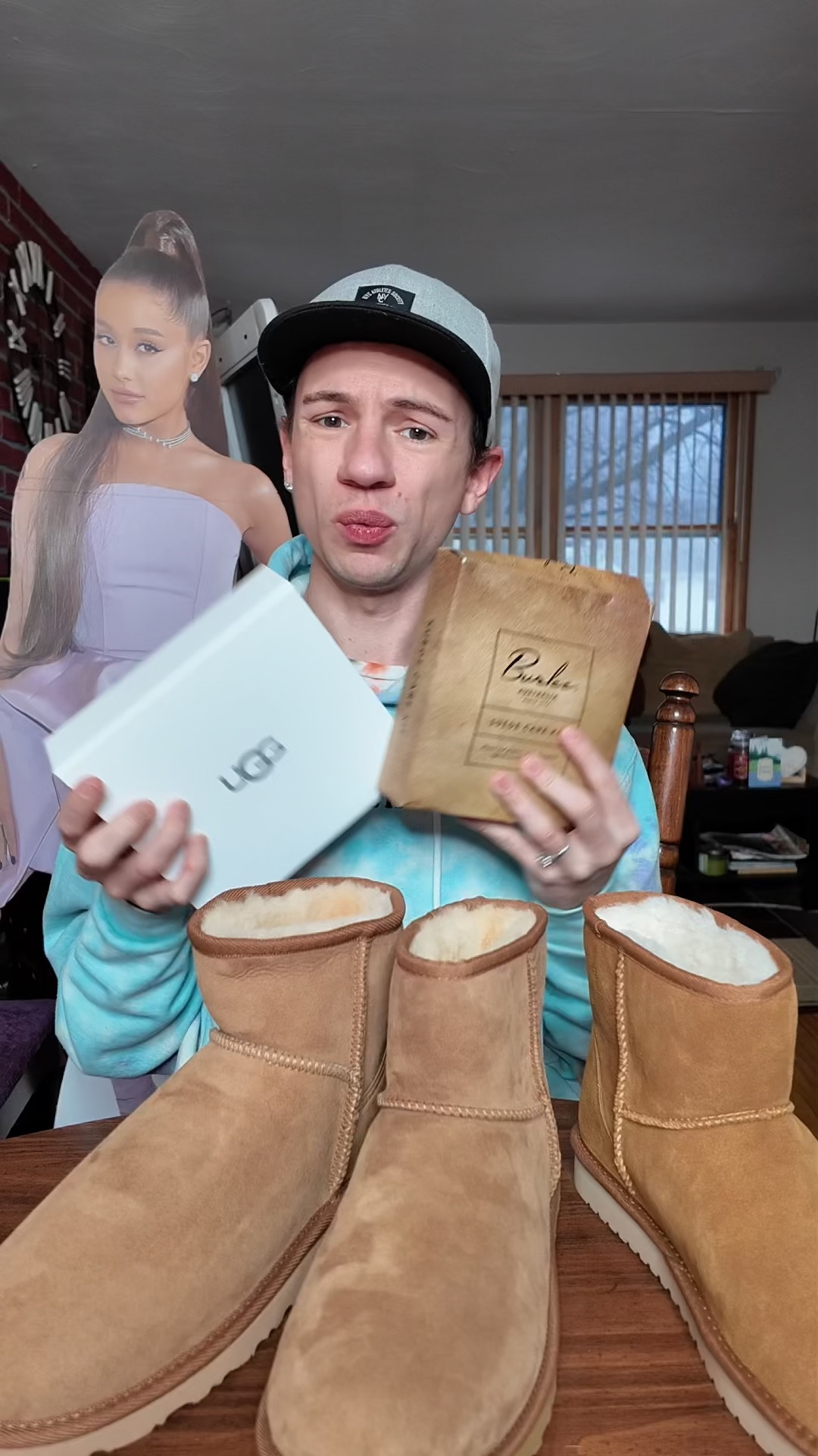 Ugg Waterproof Test

#LTKGiftGuide #LTKWorkwear #LTKWatchNow