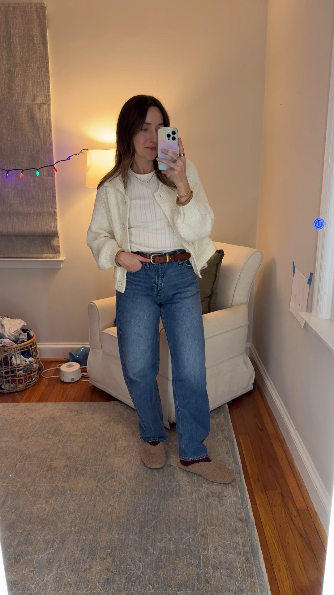 This golden retriever sweater would make such a good gift! Probably my favorite splurge this year. Wearing a size small. If between sizes, size up.