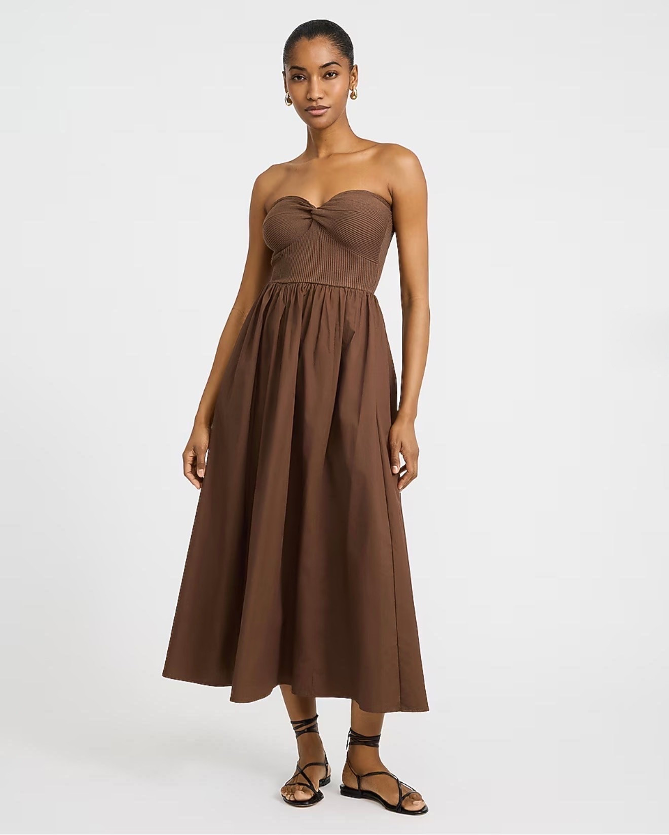 summer dresses

Mixed Media Strapless Sweetheart
Midi Fit and Flare Dress @Express 

#summer #strapless #midi #outfit

#LTKSeasonal #LTKOver40 #LTKPetite