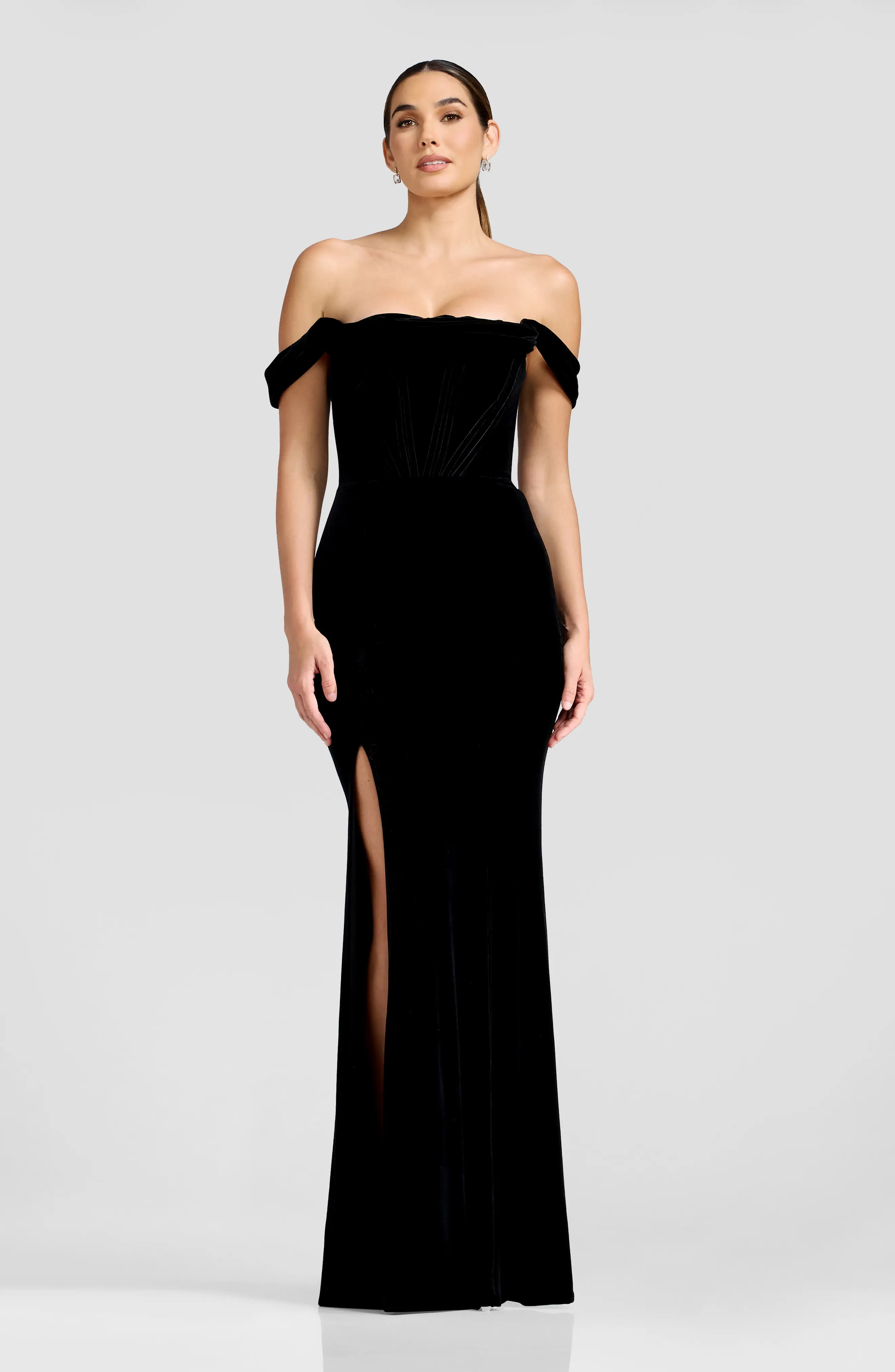 Dress the Population Melania Off the Shoulder Velvet Gown in Black at Nordstrom, Size Medium | Nordstrom