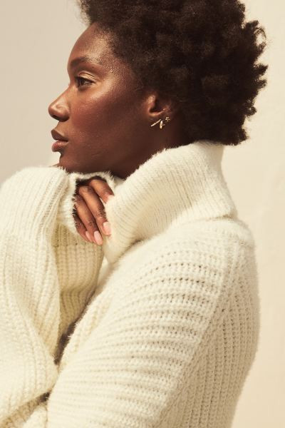 Polo-neck jumper | H&M (UK, MY, IN, SG, PH, TW, HK)