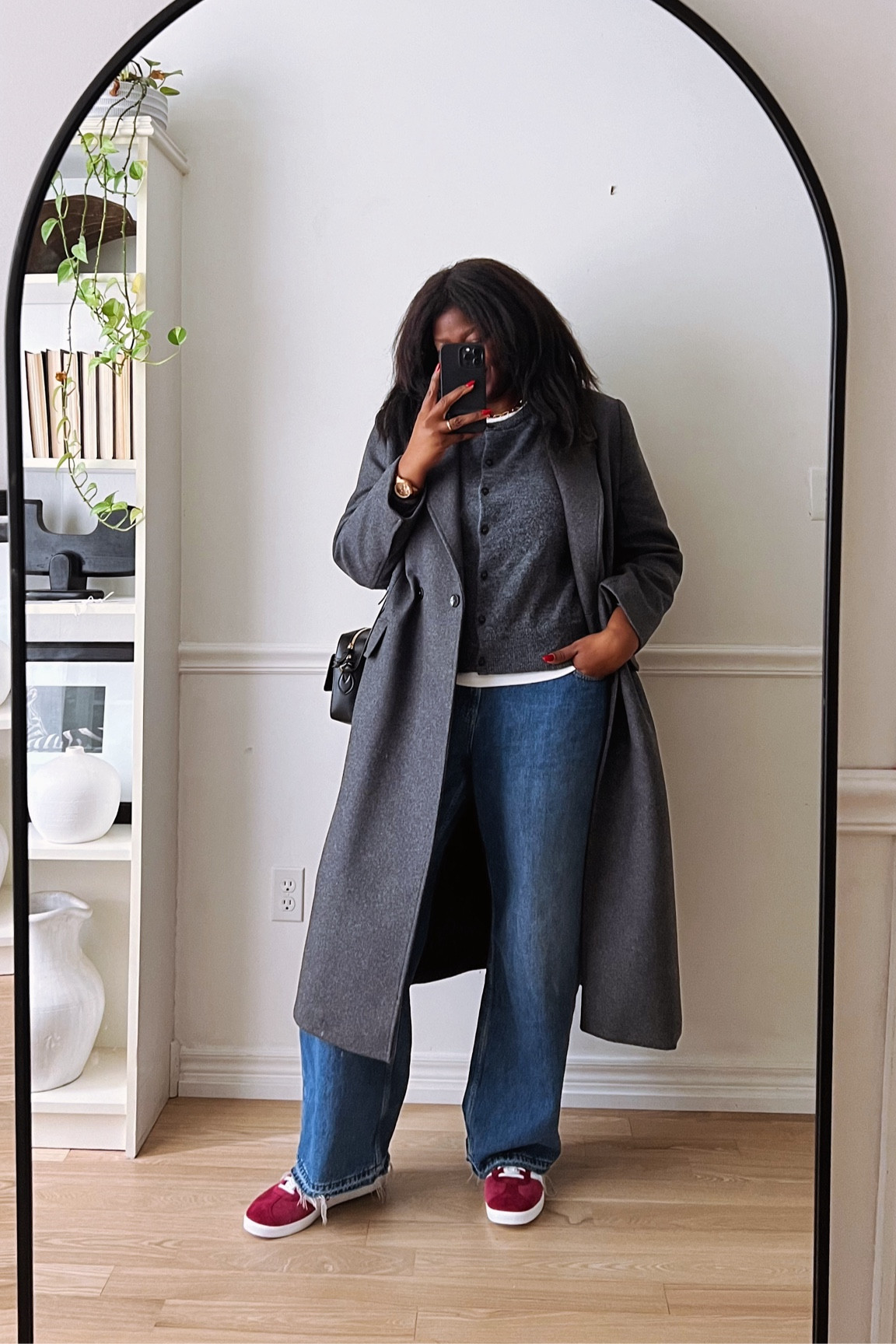 Plus size winter outfit idea,cardigan coat,cardigan, cardigan outfit,cardigan sweaters,cardigan jacket, cardigan amazon,cardigan dress, duster cardigan, oversized cardigan, long cardigan, white tee, gray coat, winter coat, adidas gazelle outfit,  red adidas gazelle adidas