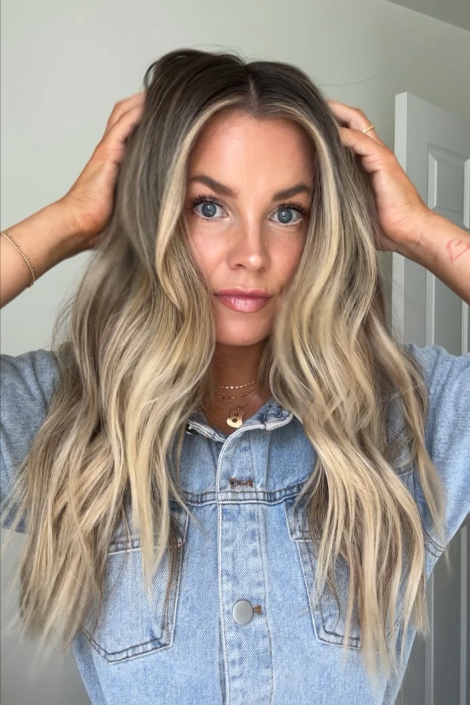 This picture is from a video screen shot 🤣🤣 Here’s all my latest makeup favs!! 

Brow pencil: color brown

Eyeshadow Palette: gilded warm tones 

Lip liner & lipstick duo: pretty in pink lily (code BrittH20)

Lip oil: nude (code BrittH20)

Highlighter: color original 

Bronzer: oh honey 

Blush: play time 

Bobbi Brown shadow stick: golden pink 

Foundation: tawny 