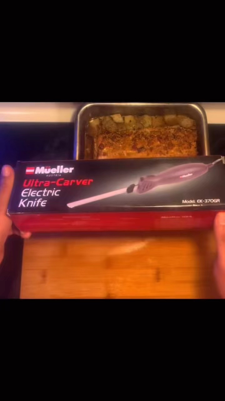 The electric knife that makes carving any meat a breeze 🔪✨ Dinner is served and mama didn’t stress once. This is a game changer for busy moms who actually want to enjoy cooking again. 🩷
#electricknife #kitchengadgets #momcooking #kitchenfinds #homecooking #dinnerideas #momlife #kitchenmustHaves #cookingtools #momkitchen 

electric knife, kitchen gadgets, mom cooking, kitchen finds, dinner ideas

#LTKdayinmylife #LTKmomlife #LTKHome
