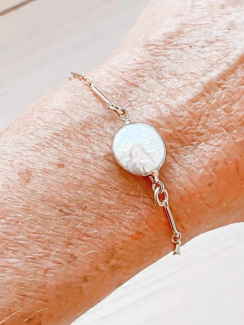 Bride // Bridesmaid Jewelry // Mothers Day //pearl Bracelet | Etsy | Etsy (US)