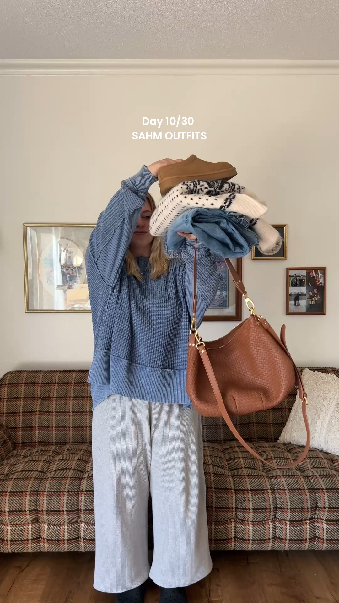 Day 10/30 SAHM OUTFITS 

VISITING SISSY!!! 

Blue crewneck size medium 
Cream sweater size large 
Jeans size 31