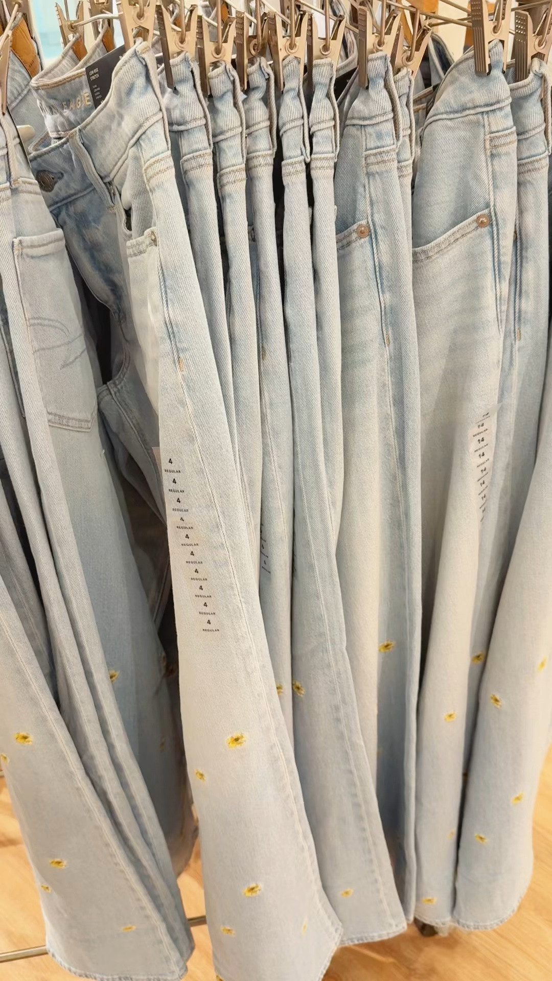 @American Eagle Outfitters #ae #flarejeans #denim

#LTKootd #LTKSaleAlert