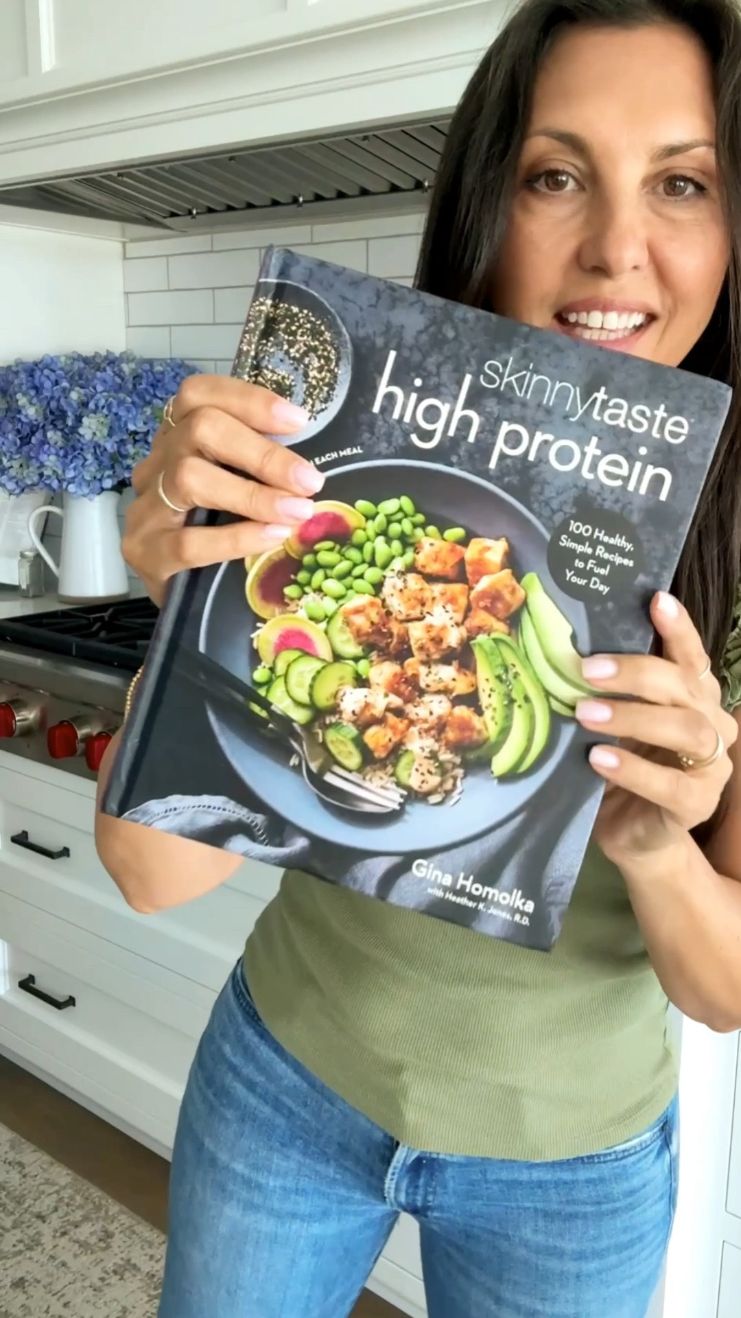 I just got my hands on the very first copy of my next cookbook—Skinnytaste High Protein—and I’m freaking out a little (in the best way).

✨ Pre-orders are open!

This book is packed with 100 healthy, simple recipes with 30g+ protein to help you feel full, satisfied, and energized all day long—and it’s been a true labor of love. 🧡
Thank you to everyone who voted on the cover, cheered me on, and helped make this a reality. The countdown is ON… October 7 can’t come soon enough!