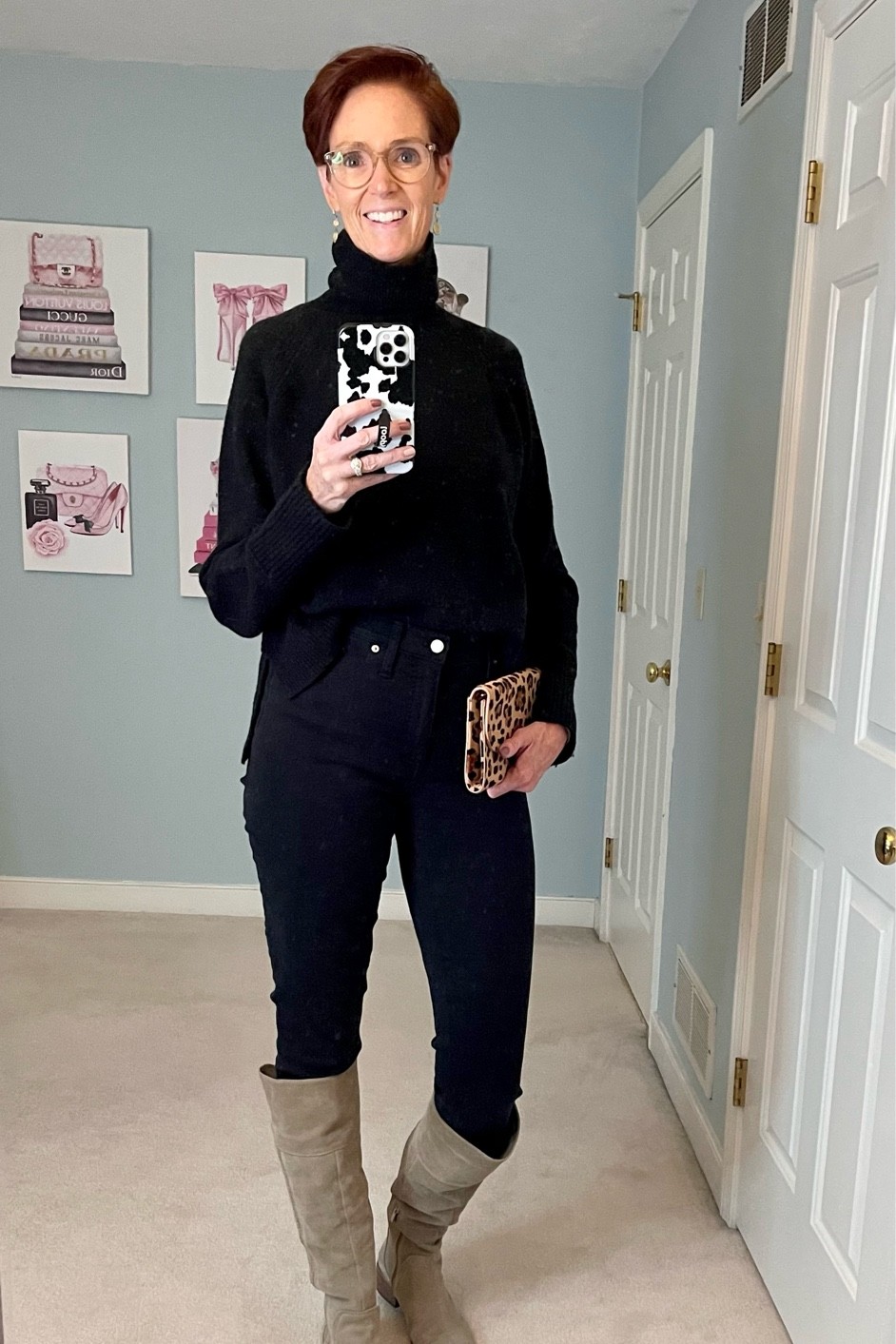 Another Pinterest Inspired Fall Outfit

Madewell jeans

Black pants, black sweater, taupe boots, leopard clutch, fall outfit, Pinterest inspired, monochromatic look, all black outfit, boots





#LTKSale #LTKstyletip
